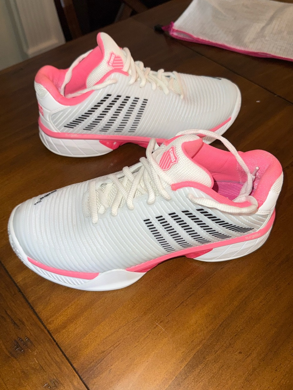 K-Swiss Hypercourt Express 2 white pink 8.5